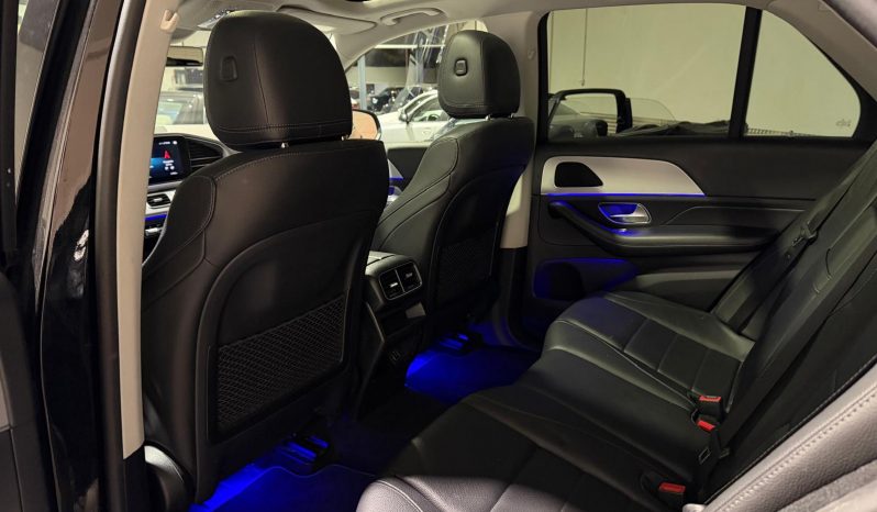 
								MERCEDES GLE 300D 4MATIC full									