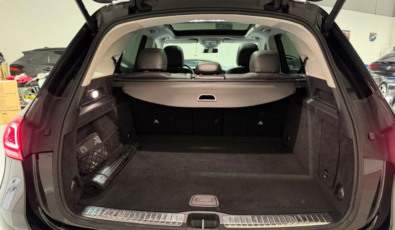 
								MERCEDES GLE 300D 4MATIC full									