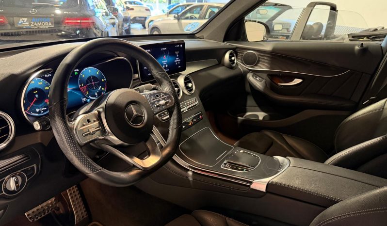 
								MERCEDES GLC 200 D 4MATIC full									