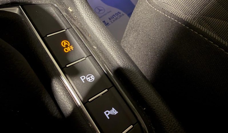 
								VOLKSWAGEN TIGUAN LIFE TDI full									