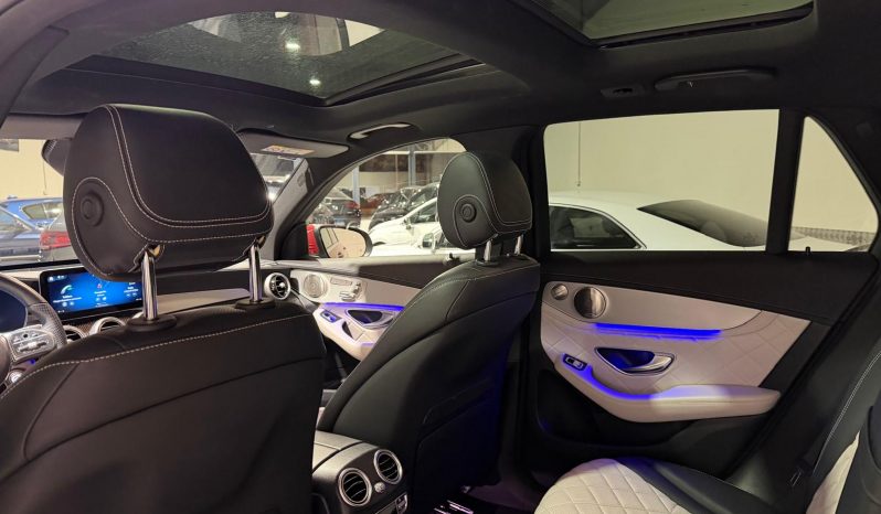 
								MERCEDES GLC 300 D 4MATIC full									