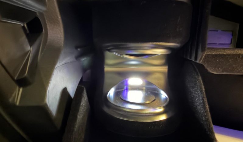 
								MERCEDES GLC 300 D 4MATIC full									