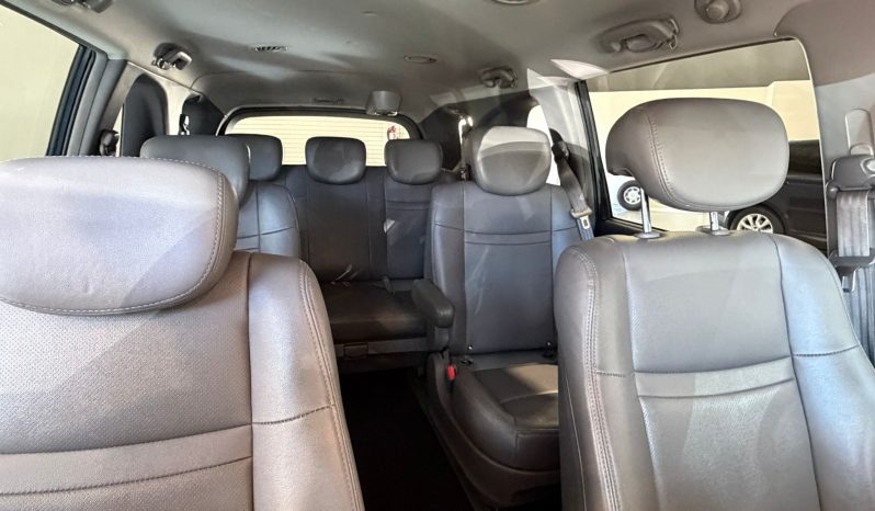 
								SSANGYONG RODIUS XDI 2.0 LIMITED full									