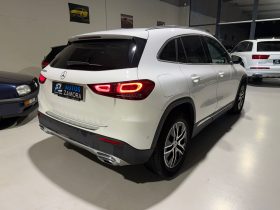 MERCEDES GLA 250 E