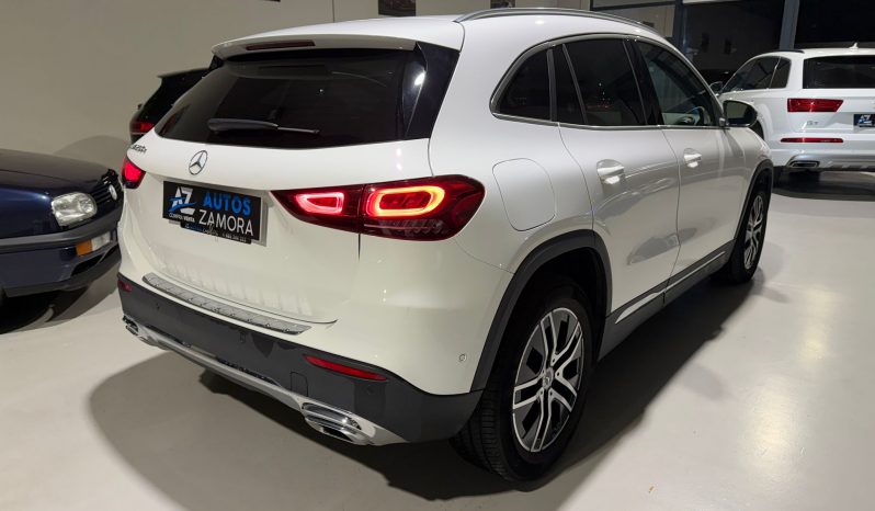 
								MERCEDES GLA 250 E full									