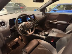 
										MERCEDES GLA 250 E full									
