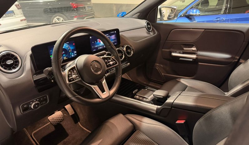 
								MERCEDES GLA 250 E full									