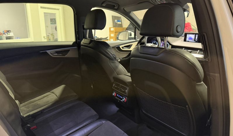 
								AUDI Q7 SPORT 3.0 TDI QUATTRO TIPTRONIC full									